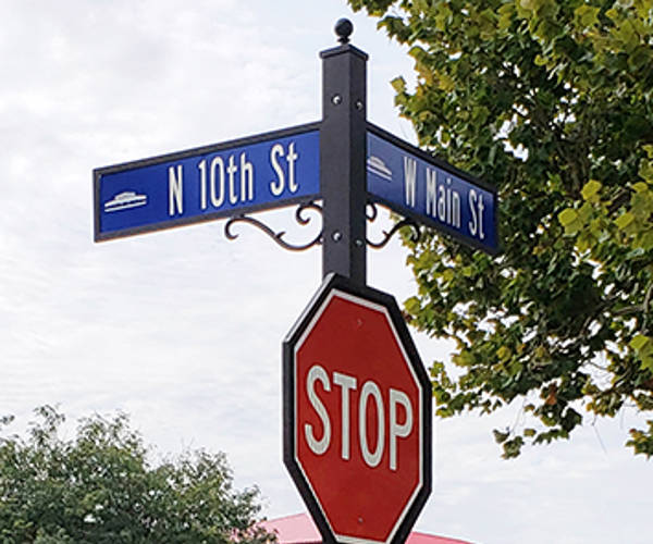 Sac-City-Iowa-Street-Sign-Pole_4.jpg