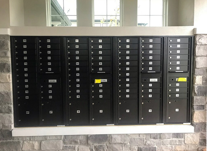 4c-mailboxes-mi-homes_3455.jpg